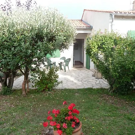 Maison St Martin De Re Nyaraló